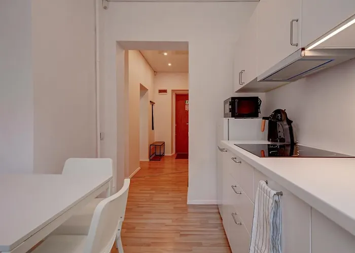 Merkela 2br Lägenhet Riga